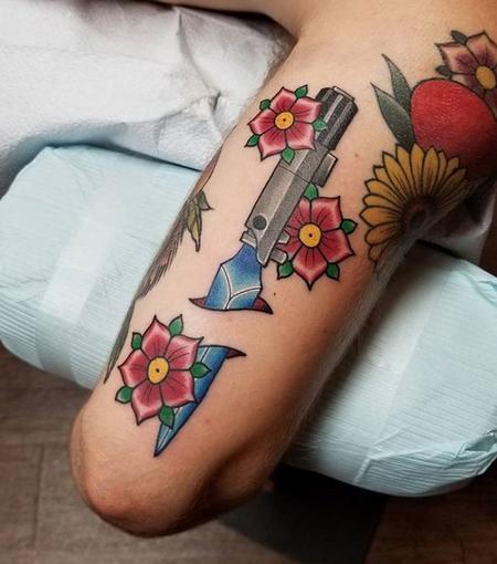 Tattoos - Lightsaber dagger - 129334